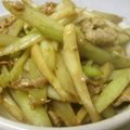 低カロ探検隊's cooksnap of when they made うど＆豚小間のオイスターマヨ炒め♪.
