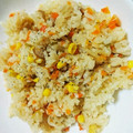 ゆっこ１５６'s cooksnap of when they made 簡単！！おいしい☆炊飯器でピラフ.