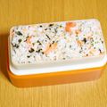 つちかな's cooksnap of when they made おにぎり100選☆秋鮭とわかめの混ぜご飯.
