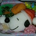 Coney。's cooksnap of when they made キャラ弁☆スヌーピーサンタのクリスマス.