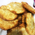 コモコたん's cooksnap of when they made 余った餃子の皮を簡単リメイク！チーズ揚げ.