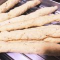 SCcafe's cooksnap of when they made 簡単☆コストコmixでグリッシーニ.