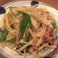ラブ男食堂's cooksnap of when they made ✿じゃが芋とピーマンとエノキバター醤油✿.