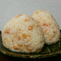 まやしゅうまま's cooksnap of when they made 【おにぎりの具】　鮭バターしょうゆ.