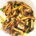 あい1017's cooksnap of when they made 簡単！ 牛肉ほうれん草炒め きのこソース.