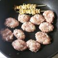 GoGo島みかん's cooksnap of when they made 手が汚れない★ミニハンバーグ&つくね成形.