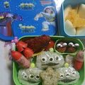 えりちゃお's cooksnap of when they made キャラ弁♥ リトルグリーンメン(角なし).