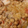 kimimaruo's cooksnap of when they made 塩トマトで♪豚バラとヒヨコ豆のカスレ風✿.