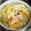 クック5TVQE6☆'s cooksnap of when they made 手羽元・白菜のとろとろのにんにく入スープ.