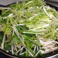 美絵さん's cooksnap of when they made 創味シャンタンDXであったかお鍋.