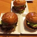 めきゃべつ's cooksnap of when they made チューボーですよ！アボカドチーズバーガー.