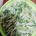 ・ρ・？'s cooksnap of when they made 簡単☆安くて栄養満点☆もやしと豆苗炒め.