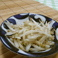 赤い電話's cooksnap of when they made 定番。もやしの胡麻和え.