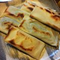 まいうぅ's cooksnap of when they made 簡単チーズ青じそカニかまの揚げない春巻き.