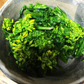 okiyokiyon's cooksnap of when they made 簡単すぐできる菜の花の漬け物☆.
