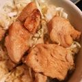 みちば's cooksnap of when they made 簡単！１人ご飯！鶏胸肉の塩麹照り焼き丼.