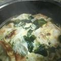 ゆかみお's cooksnap of when they made 餃子が余ったらコレ★簡単★餃子スープ.
