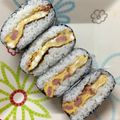 naru＊café's cooksnap of when they made ウインナー玉子のおにぎらず.