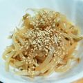 emily1022's cooksnap of when they made もやしのピリ辛ナムル.