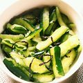 あーもこ's cooksnap of when they made あと一品っていう時の昆布きゅうり.