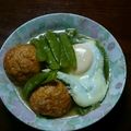 くえるてん's cooksnap of when they made 絹さやと新玉のサッと煮～半熟卵落とし～.