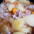 いち９６'s cooksnap of when they made 炊飯器で簡単☆柔らか〜い肉じゃが.