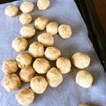 moderatほりん's cooksnap of when they made 簡単スノーボールクッキー.