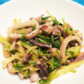 スパイキング's cooksnap of when they made イカがしっとり柔らか～い*セロリの塩炒め.