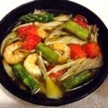 caruga's cooksnap of when they made ワインに合う！えびときのこのアヒージョ.