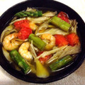caruga's cooksnap of when they made ワインに合う！えびときのこのアヒージョ.