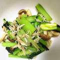 ピンキぃ's cooksnap of when they made 小松菜とえのきの塩炒め☆しらす入り☆.