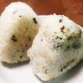 yukoーbeans's cooksnap of when they made 時短、材料３つのお茶漬けの素で焼おにぎり.