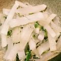 おひさまいつき's cooksnap of when they made 大根とネギの炒め物「鶏ガラ味」.