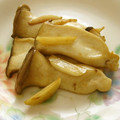 由芽15's cooksnap of when they made エリンギのオイバタ炒め.