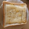 瑠依子's cooksnap of when they made 簡単☆ハチミツチーズトースト♪.