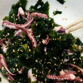 妹's cooksnap of when they made きゅうりとワカメとイカの酢の物.