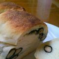醤油☆世界一's cooksnap of when they made 私のちぎりパン♡黒まめチーズ.