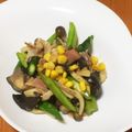 ペロリ55's cooksnap of when they made アスパラ、ベーコンときのこのバタポン炒め.