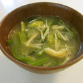 ☆Rokko☆'s cooksnap of when they made ほうれん草と☆白ネギのお味噌汁.