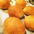 GINまま's cooksnap of when they made カマンベールチーズクルミパン.