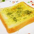 旦那は皿洗い's cooksnap of when they made マヨネーズ♡トースト.