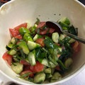 こむきむこ's cooksnap of when they made きゅうりとトマト、大葉の中華風サラダ.