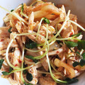 まなな★☆'s cooksnap of when they made 簡単おつまみ♪ささみのキムチかいわれ和え.