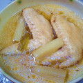 Mrシモブクレ's cooksnap of when they made 簡単♪鶏手羽と長ネギのコンソメ煮.
