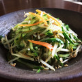 riorena117's cooksnap of when they made 超簡単！もやしとキュウリのナムル風炒め.