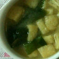 ma___111's cooksnap of when they made 簡単★わかめと油揚げの味噌汁.