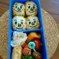Dkpt1234's cooksnap of when they made しょくぱんまん キャラ弁.
