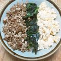 komitann's cooksnap of when they made 簡単！鶏そぼろ 三色丼.