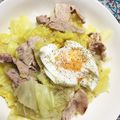 にちどの's cooksnap of when they made 春キャベツと温玉の豚しゃぶそば.