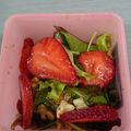 まーほー's cooksnap of when they made おもてなしにも☆イチゴのサラダ☆.